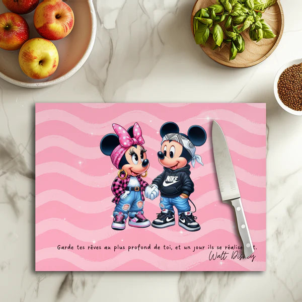 ❤️🐭🎀 Planche à découper Mickey x Minnie Love – Verre 20 × 28,5 cm