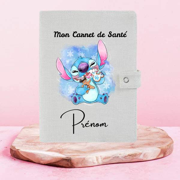 🌟 Stitch – Protège Carnet de Santé Personnalisable