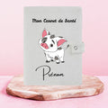 🐷🌺 Pua – Protège Carnet de Santé Personnalisable