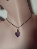 Collier en pierre brute d’améthyste