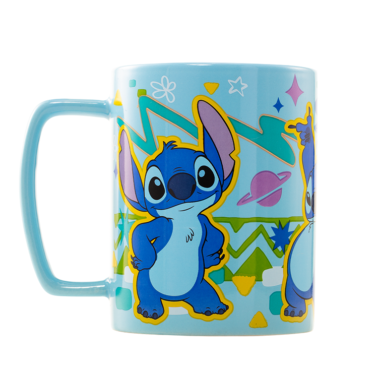 🌺🐾☕ Housse de tasse en peluche Stitch – Disney – 440 ml