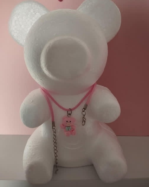 ✨🐻 Collier Enfant – Ourson avec Cordon Assorti